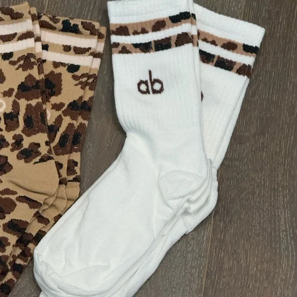 6-Pack Leopard Accent Crew Socks - Black, Leopard, White - Picture 4 of 4